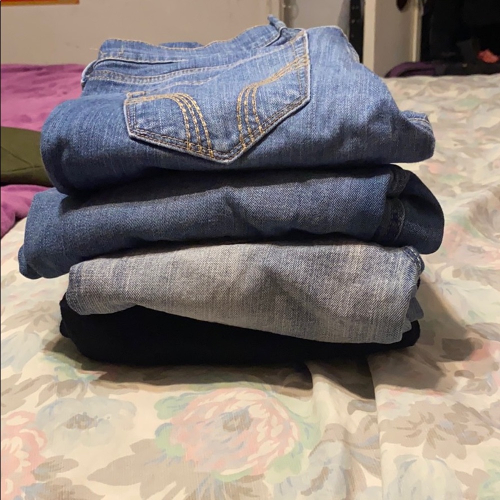 Selling 4 pairs of jeans for $60!